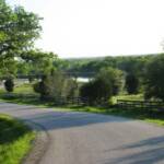 Hillview Road with view of lake in park